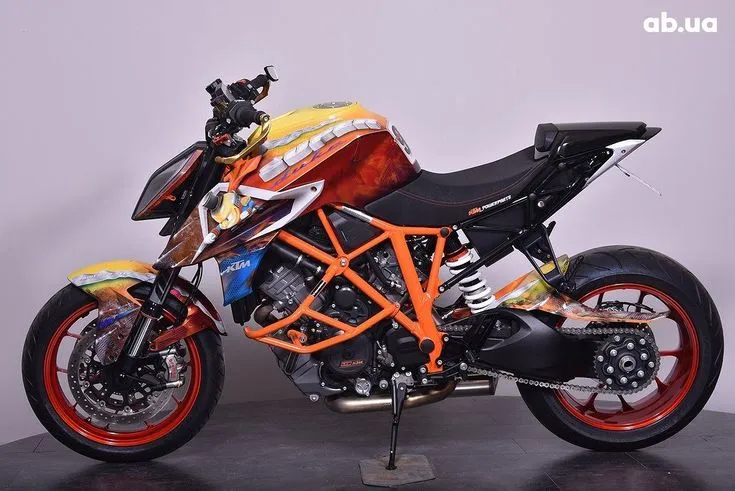 KTM 1290 Image 4